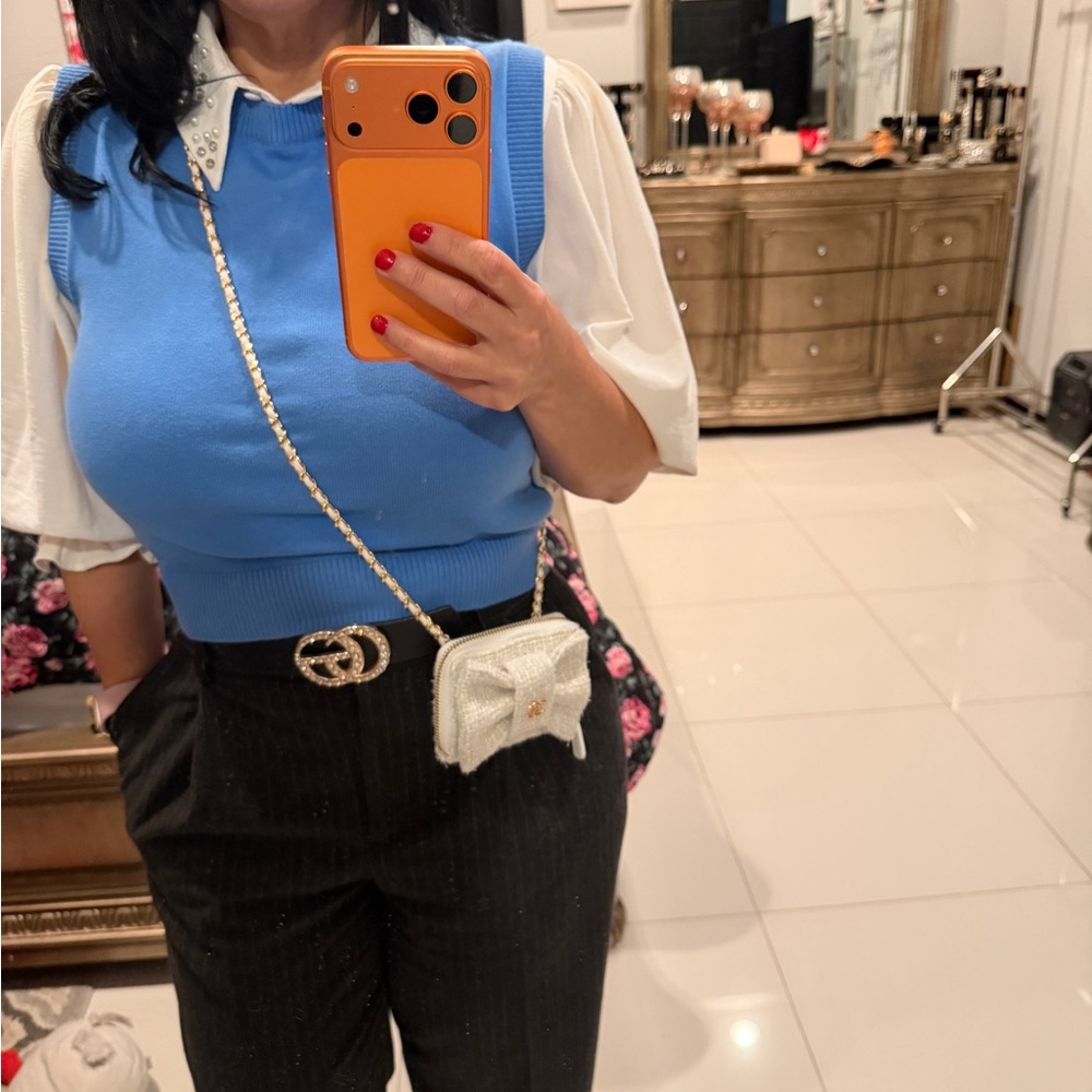 Authentic CHANEL Cream Tweed Crossbody. This item was a gift with purchase. - Picture 8 of 8
